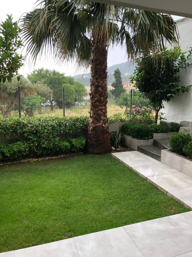 Vanessa House Luxury Apartments Skiathos Town Exterior photo