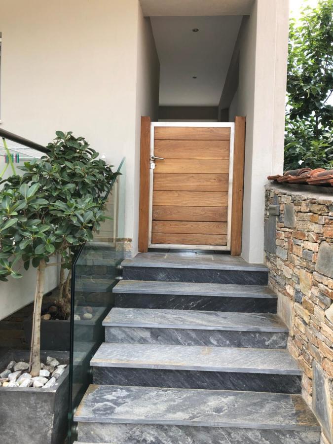 Vanessa House Luxury Apartments Skiathos Town Exterior photo