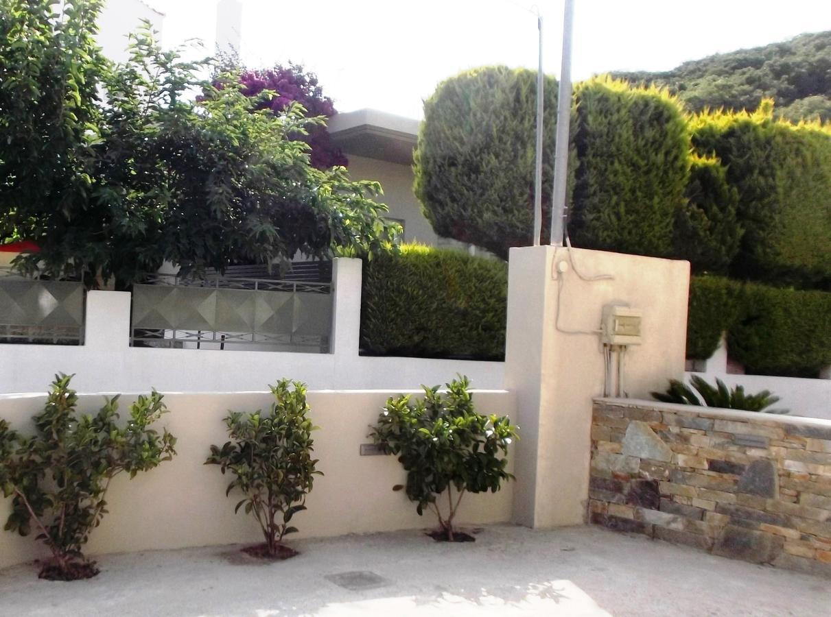 Vanessa House Luxury Apartments Skiathos Town Exterior photo
